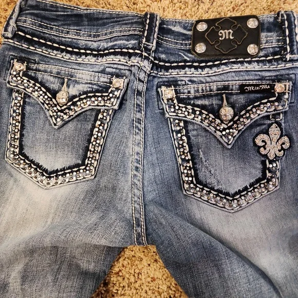 Miss Me Capris - Picture 5 of 7